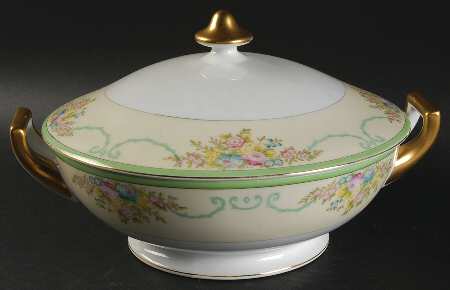 Formal Garden Round Covered Vegetable