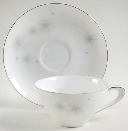 Galaxie Flat Cup & Saucer Set by Meito