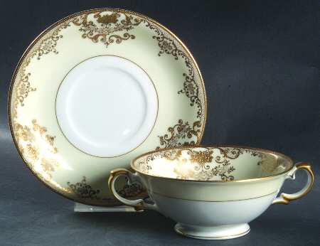 Goldwyn Footed Cream Soup Bowl & Saucer Set
