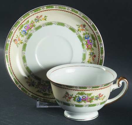 Grafton Footed Cup & Saucer Set