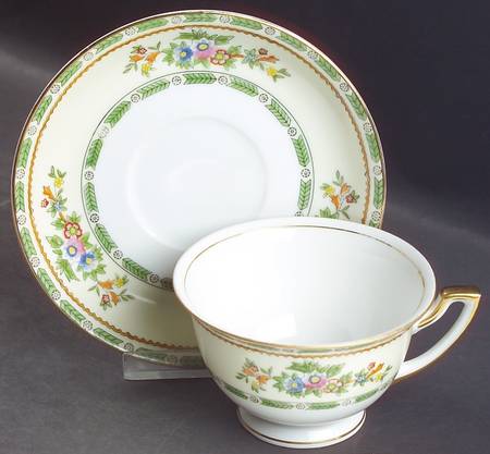 Grafton Footed Cup & Saucer Set