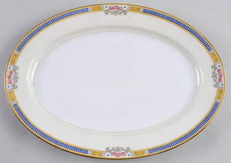 The Hampton 11" Oval Serving Platter