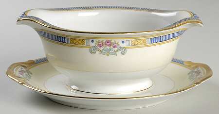 The Hampton Gravy Boat with Attached Underplate by Meito
