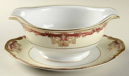 Hampton Gravy Boat with Attached Underplate