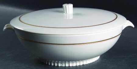 Hanover Round Covered Vegetable