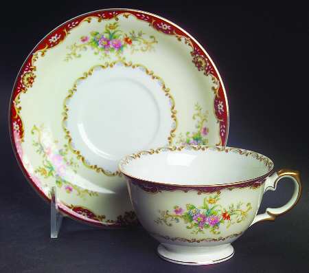 Hanover Footed Cup & Saucer Set