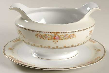 Hastings Gravy Boat with Attached Underplate