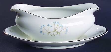 Heather Gravy Boat with Attached Underplate