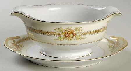 Irving Gravy Boat with Attached Underplate