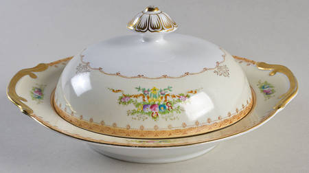 Jewel Round Covered Butter