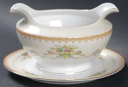 Jewel Gravy Boat with Attached Underplate