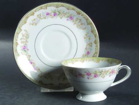 Kenwood Footed Cup & Saucer Set