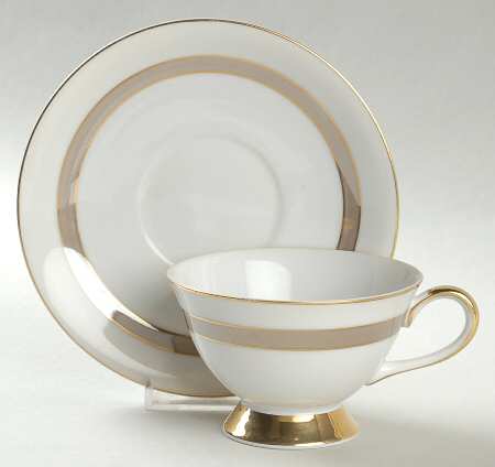Largo Footed Cup & Saucer Set