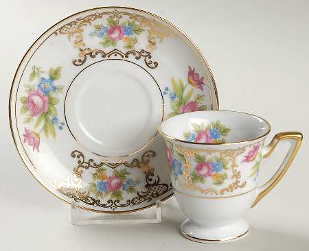 Lee Dresden Footed Demitasse Cup & Saucer Set