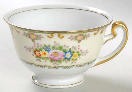 Lisbon Footed Cup
