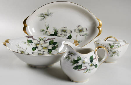 Livonia  5 Piece Hostess Set