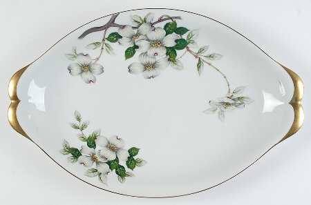 Livonia (White Background) 17" Oval Serving Platter