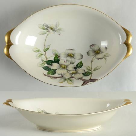 Livonia (White Background) 12" Oval Vegetable Bowl