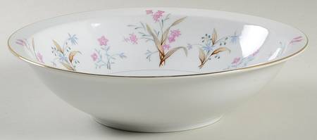 Lucille 9" Round Vegetable Bowl