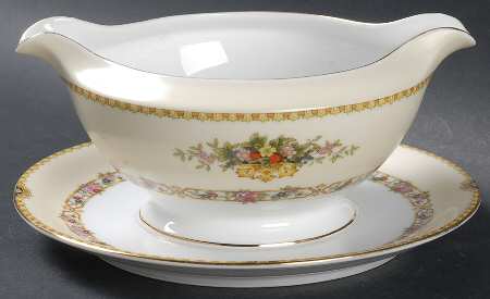 The Malta Gravy Boat with Attached Underplate