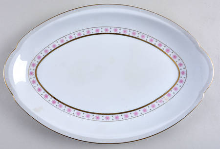 Manor 14" Oval Serving Platter