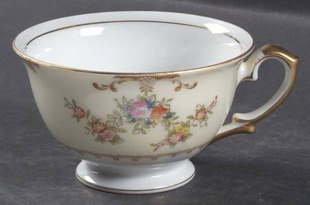 Marie Footed Cup