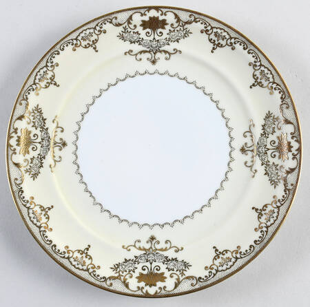 Prince Royal (Marquis) Luncheon Plate