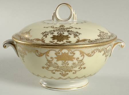 Prince Royal (Marquis) Sugar Bowl & Lid