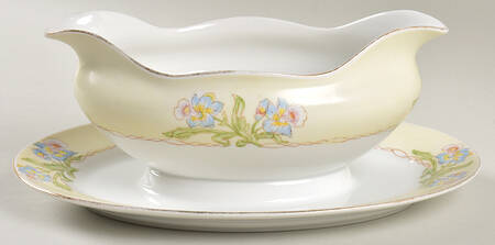 MEI108 Gravy Boat with Attached Underplate