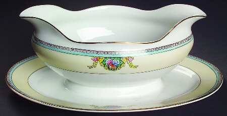 MEI11 Gravy Boat with Attached Underplate