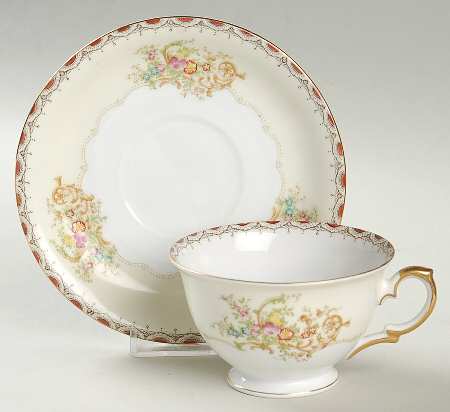 MEI111  Footed Cup & Saucer Set