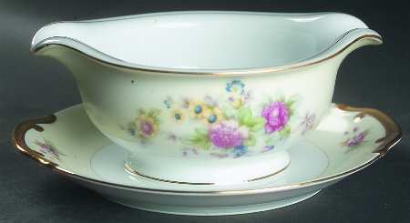 MEI116 Gravy Boat with Attached Underplate