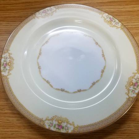 MEI142 Dinner Plate