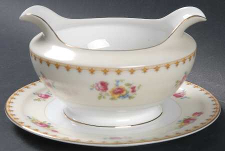 MEI155 Gravy Boat with Attached Underplate
