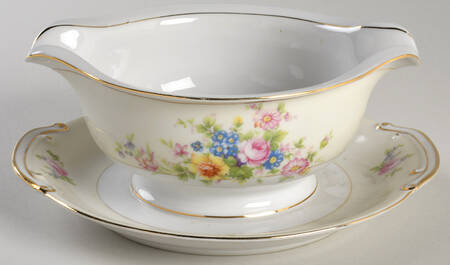 MEI160 Gravy Boat with Attached Underplate