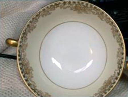 MEI187 Footed Cream Soup Bowl