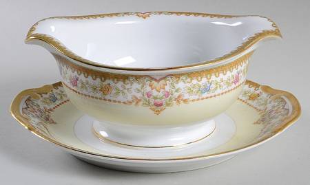 MEI2 (F & B JAPAN) Gravy Boat with Attached Underplate