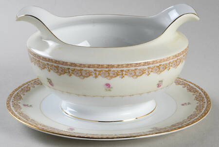 MEI215 Gravy Boat with Attached Underplate by Meito