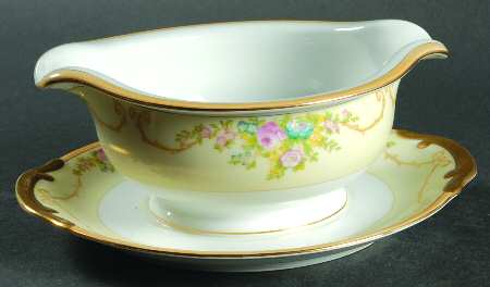 N1065A Gravy Boat with Attached Underplate