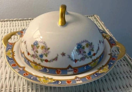 MEI26 Round Covered Butter