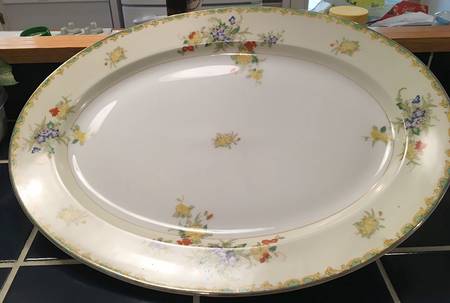 MEI268 16" Oval Serving Platter