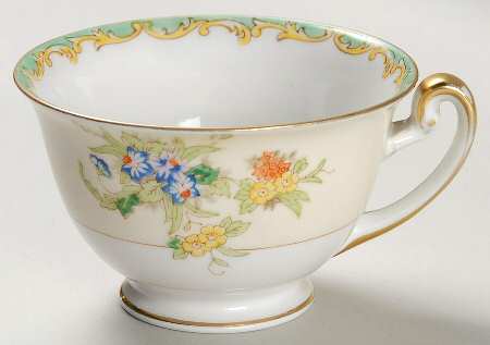 MEI268 Footed Cup
