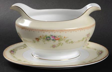 MEI287 Gravy Boat with Attached Underplate by Meito