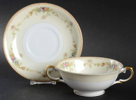 MEI287 Footed Cream Soup Bowl & Saucer Set