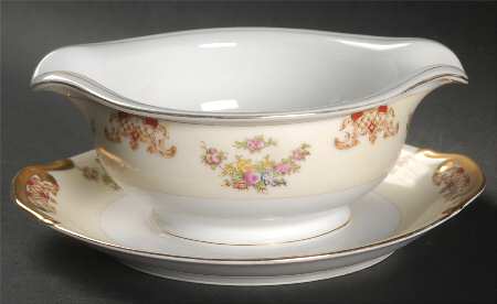 MEI30 Gravy Boat with Attached Underplate
