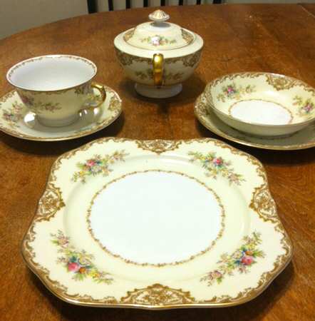 MEIV1593 Square Salad Plate
