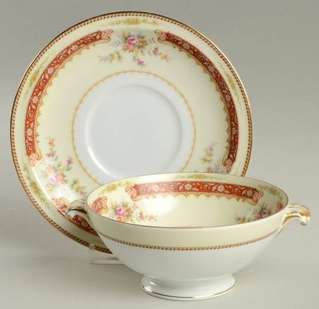 MEI392 Footed Cream Soup Bowl & Saucer Set