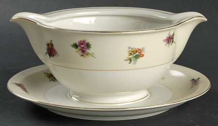 MEI41 Gravy Boat with Attached Underplate