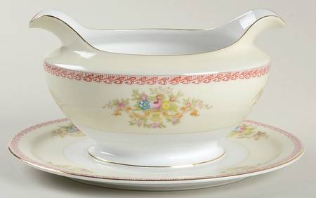 MEI416 Gravy Boat with Attached Underplate