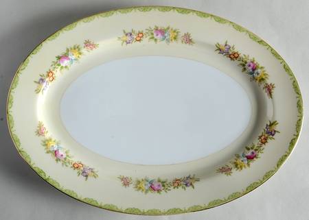 V1818 12" Oval Serving Platter